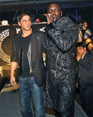 Akon to sing in Bangla for SRK’s KKR?